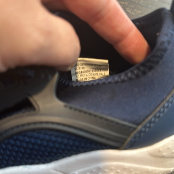 Navy Blue Toe Slip On Sneakers Kids Size 12 - Picture 4 of 5